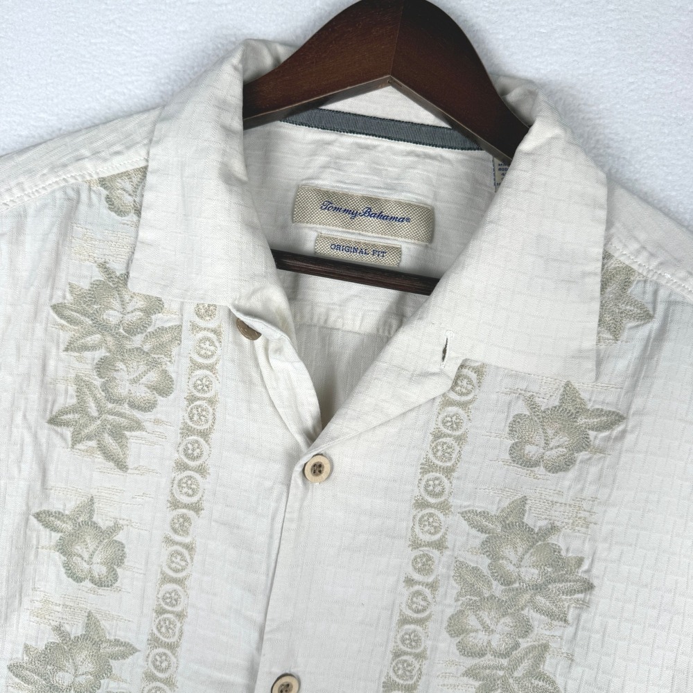 Tommy Bahama Silk Blend Button Up Shirt Mens Large Cream Embroidered Floral